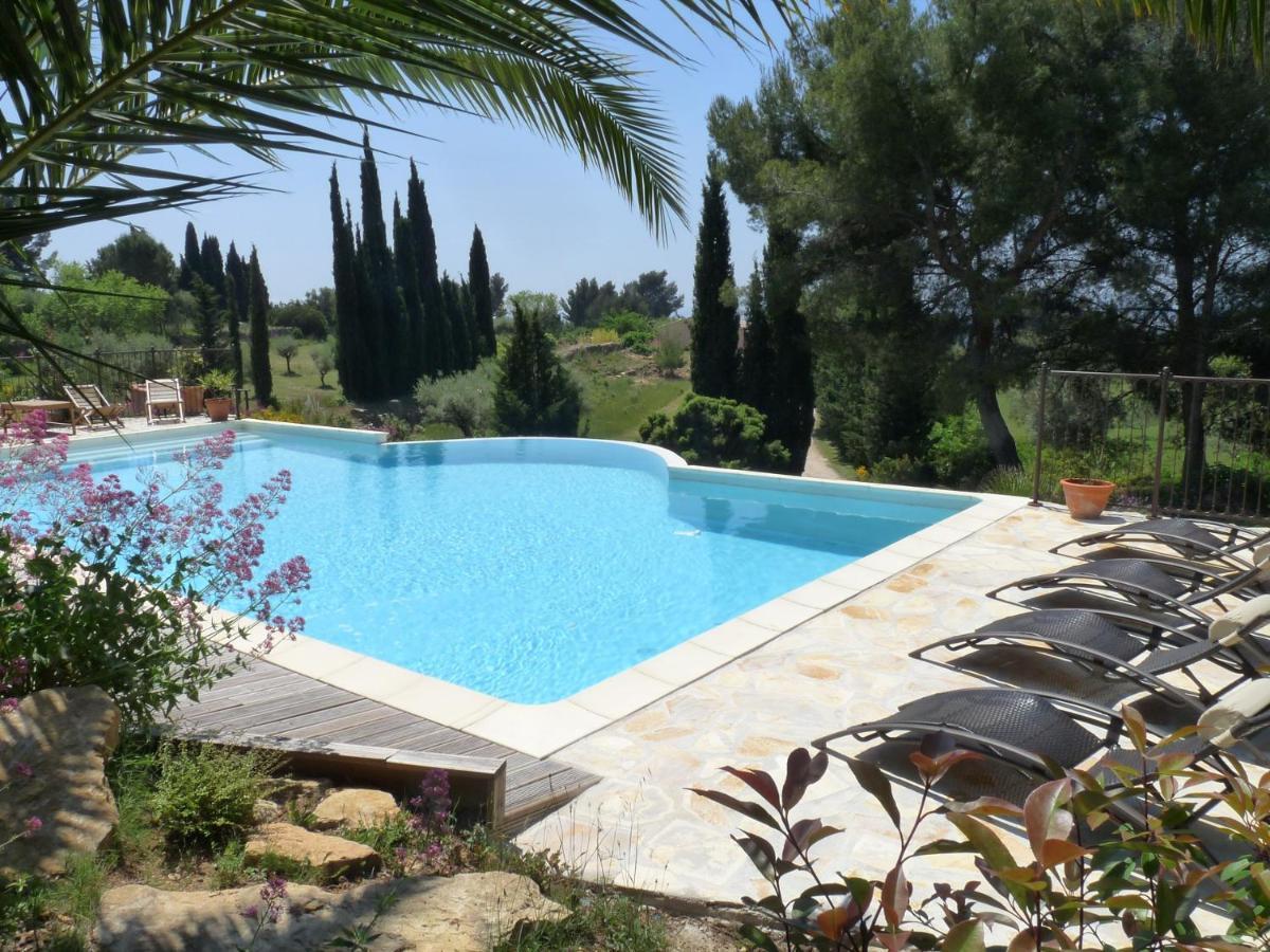 Terres Du Baguier Holiday home *