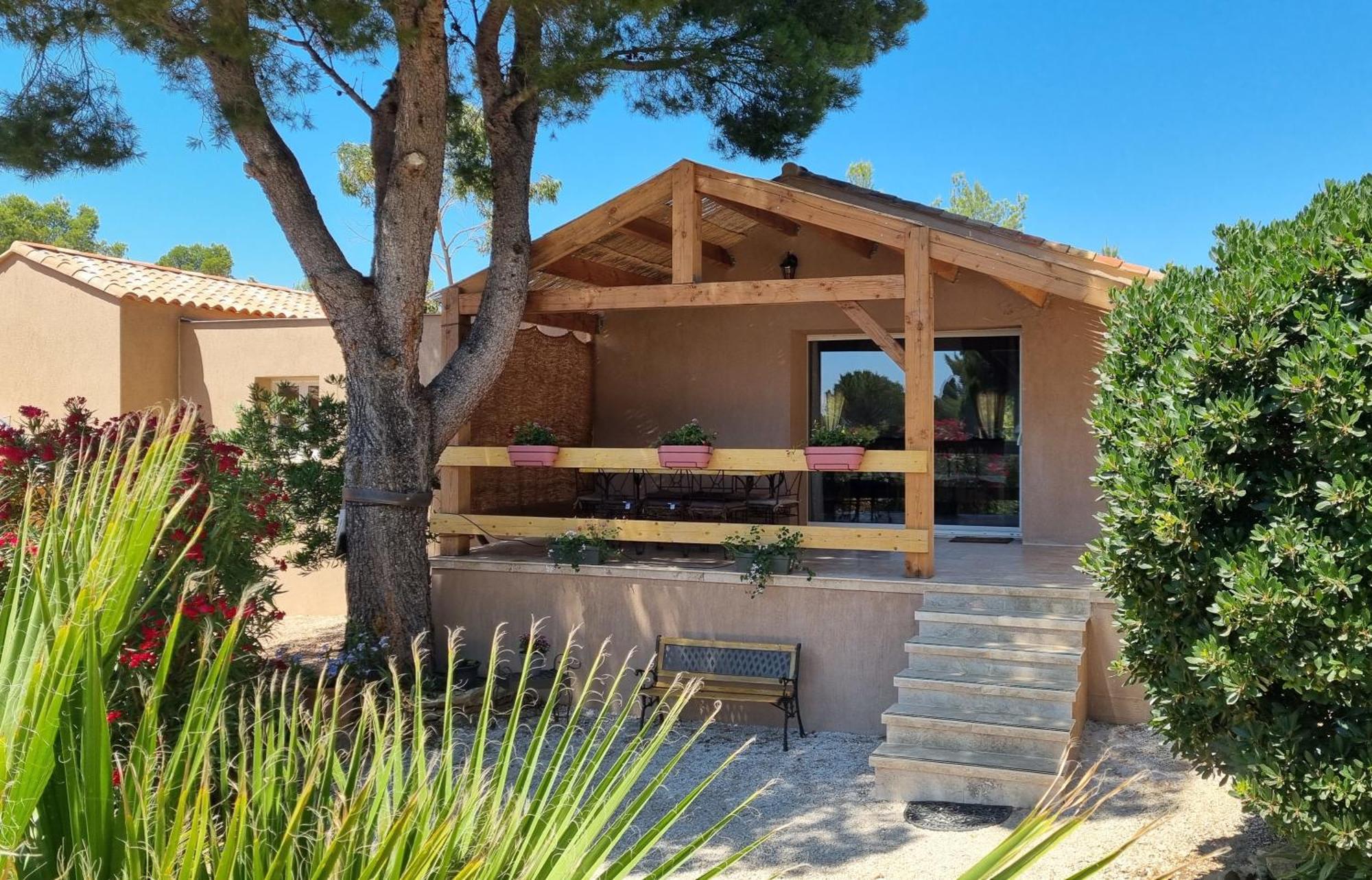 Terres Du Baguier Holiday home