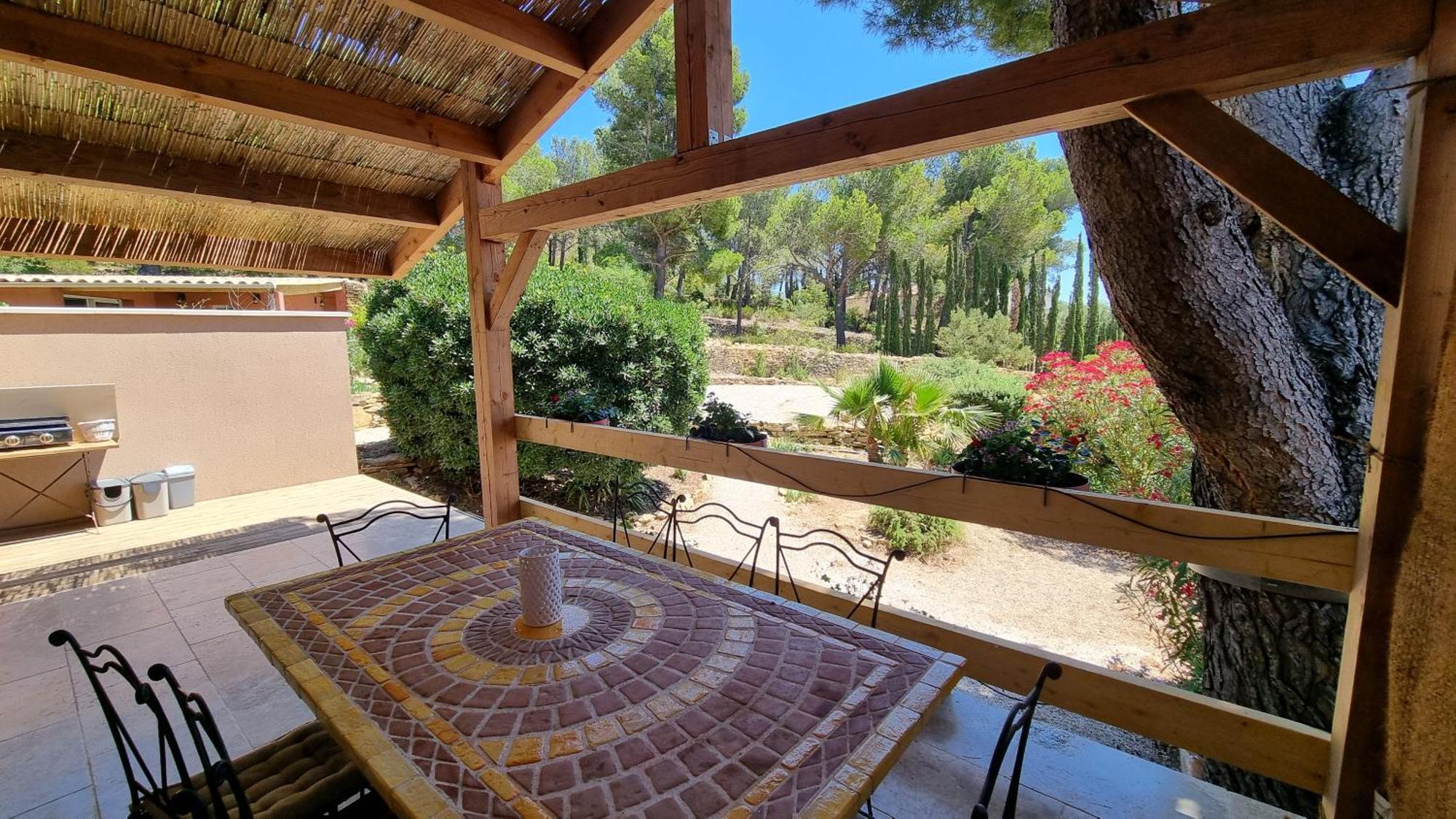 Casa de Férias Terres Du Baguier Ceyreste